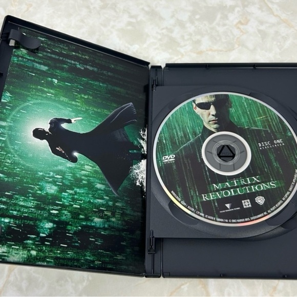 Matrix Trilogy DVD Set - Picture 14 of 16
